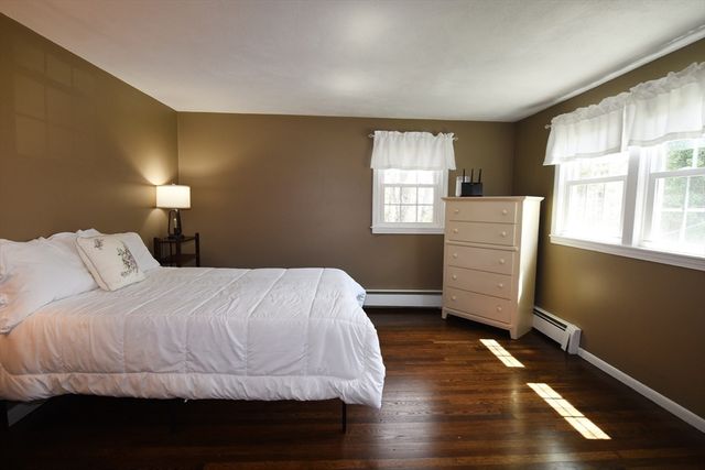 9 Hermosa Dr, Easton, MA 02375