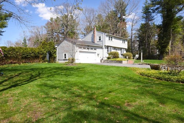 9 Hermosa Dr, Easton, MA 02375