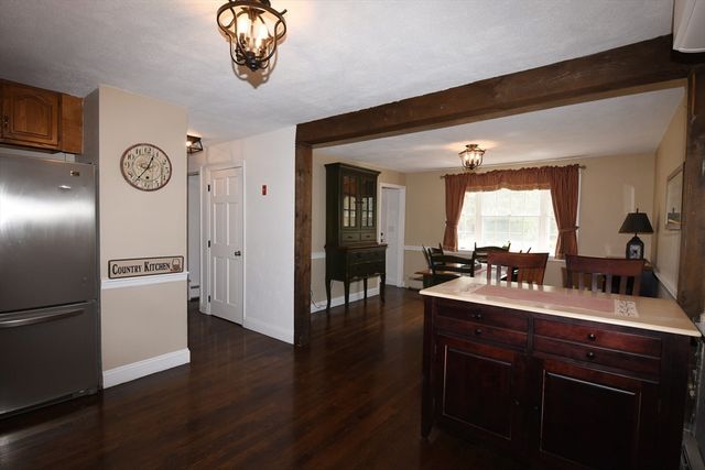 9 Hermosa Dr, Easton, MA 02375