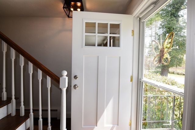 9 Hermosa Dr, Easton, MA 02375