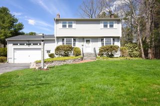 9 Hermosa Dr, Easton, MA 02375