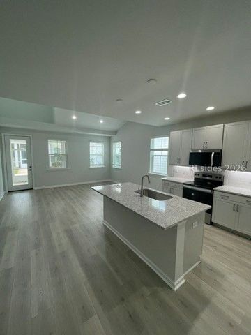 328 Tropics Ave, Hardeeville, SC 29927