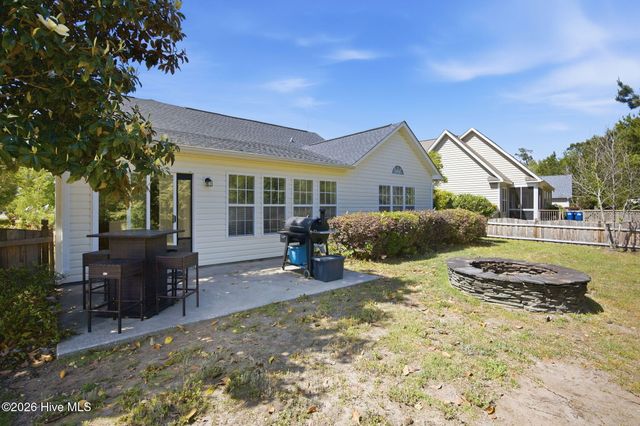 100 Mulberry Circle, Hampstead, NC 28443