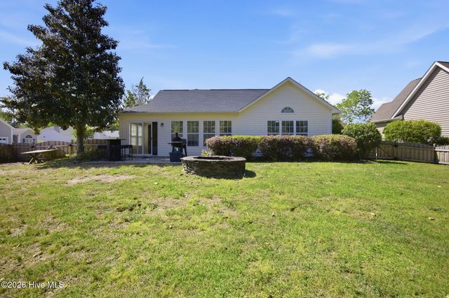 100 Mulberry Circle, Hampstead, NC 28443