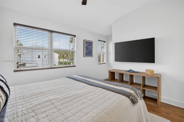 1953 NE 15th Ave 1953, Fort Lauderdale, FL 33305