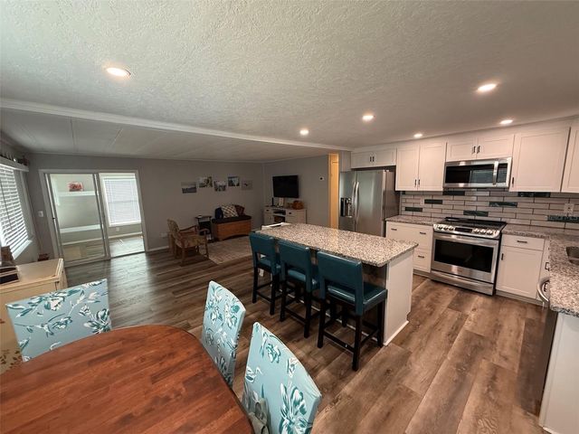 4655 MADISON AVENUE, Zephyrhills, FL 33541