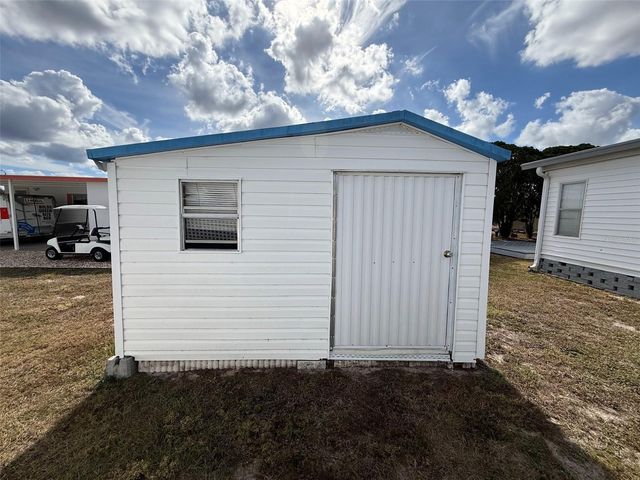 4655 MADISON AVENUE, Zephyrhills, FL 33541