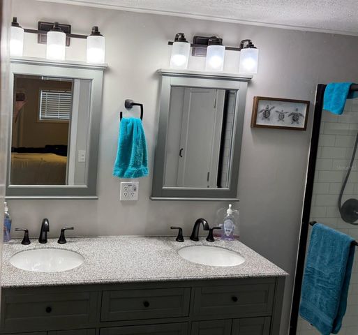 4655 MADISON AVENUE, Zephyrhills, FL 33541