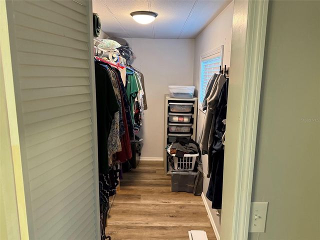 4655 MADISON AVENUE, Zephyrhills, FL 33541