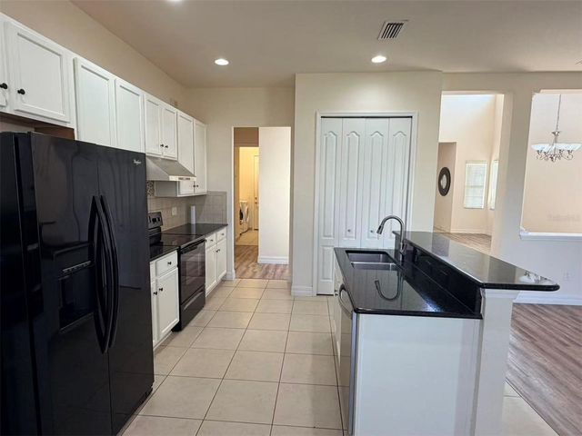 10441 STAPELEY DRIVE, Orlando, FL 32832