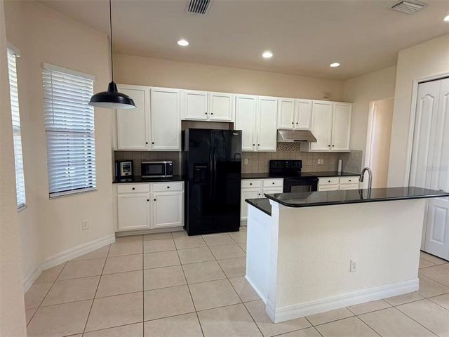 10441 STAPELEY DRIVE, Orlando, FL 32832