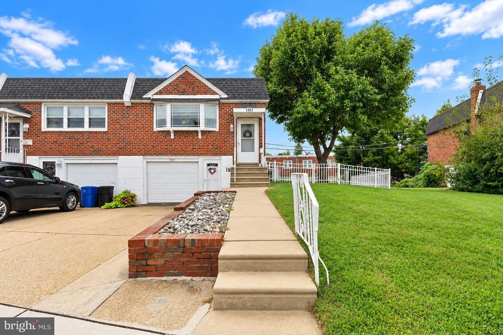 3363 ELLISTON CIR, PHILADELPHIA, PA 19114 — exterior