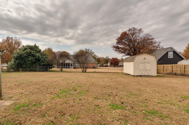 41 KINGSTON DR, Atoka, TN 38004