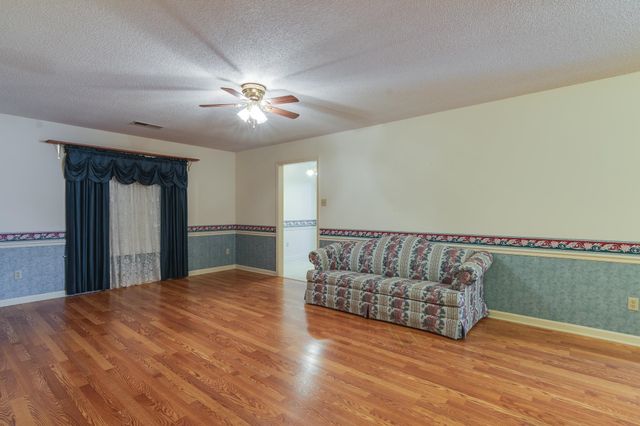 41 KINGSTON DR, Atoka, TN 38004