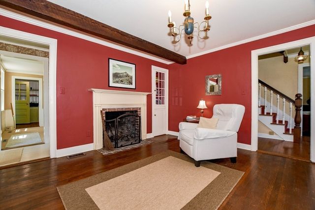 595 New Bedford Road, Rochester, MA 02770