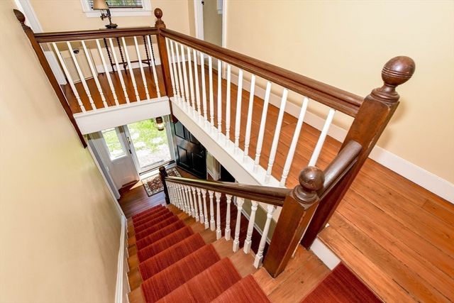 595 New Bedford Road, Rochester, MA 02770