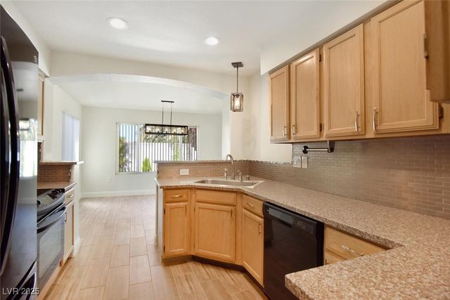 2136 SUN SWEPT Way, Henderson, NV 89074