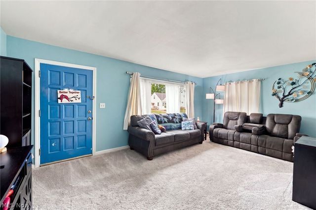 540 Roosevelt Avenue, Cuyahoga Falls, OH 44221