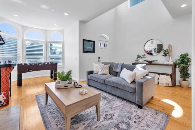 424 N Tremont Street, Oceanside, CA 92054