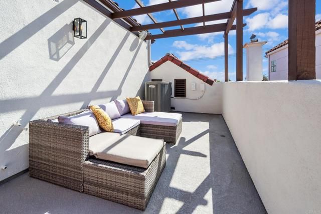 424 N Tremont Street, Oceanside, CA 92054