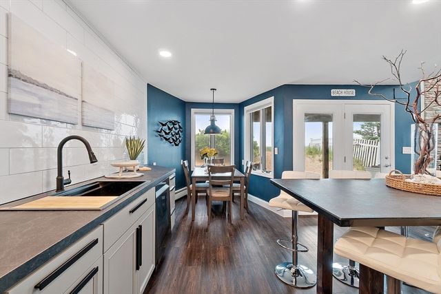 4 Northern Blvd, Newbury, MA 01951