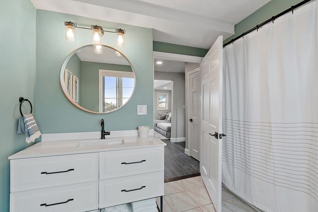 4 Northern Blvd, Newbury, MA 01951