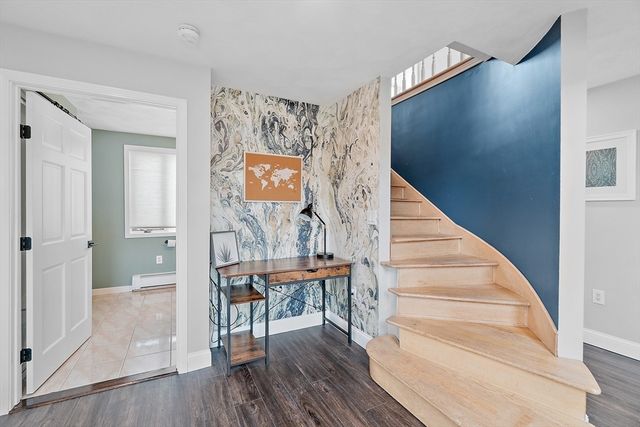 4 Northern Blvd, Newbury, MA 01951