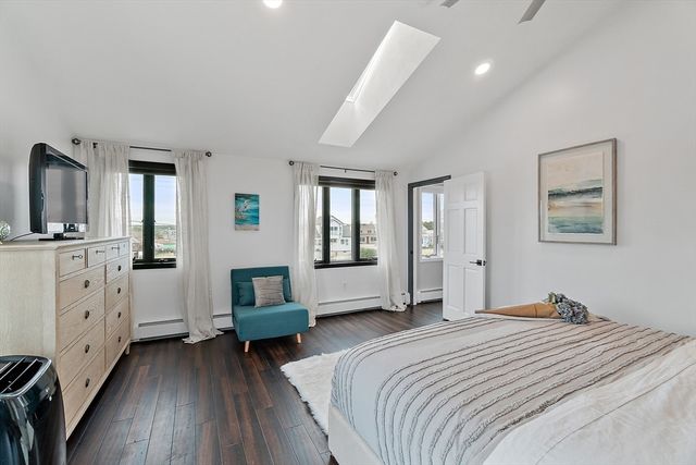 4 Northern Blvd, Newbury, MA 01951