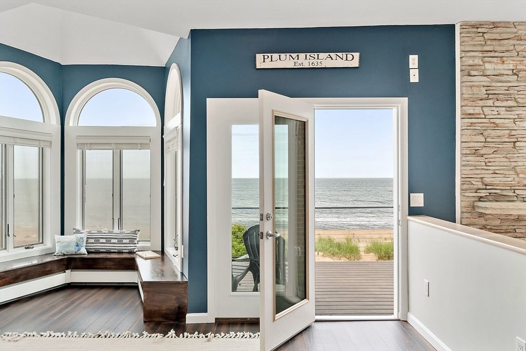 4 Northern Blvd, Newbury, MA 01951