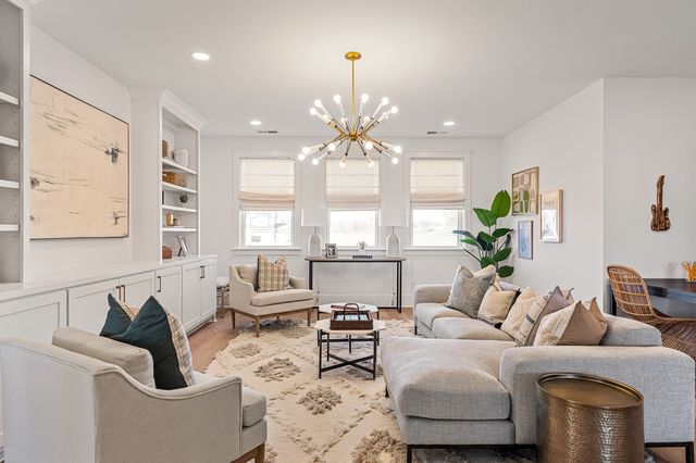 5425 Fremar Circle, E, Thompsons Station, TN 37179