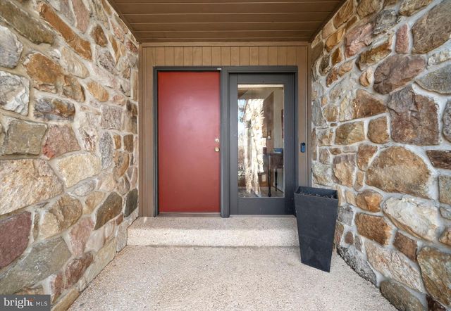 100 BELLANT CIR, Wilmington, DE 19807