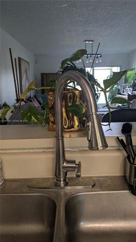 211 SW 113th Way 211, Pembroke Pines, FL 33025