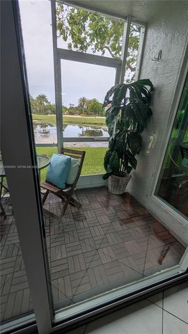 211 SW 113th Way 211, Pembroke Pines, FL 33025