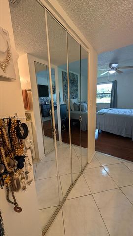 211 SW 113th Way 211, Pembroke Pines, FL 33025