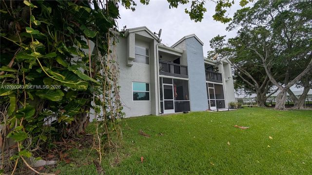 211 SW 113th Way 211, Pembroke Pines, FL 33025