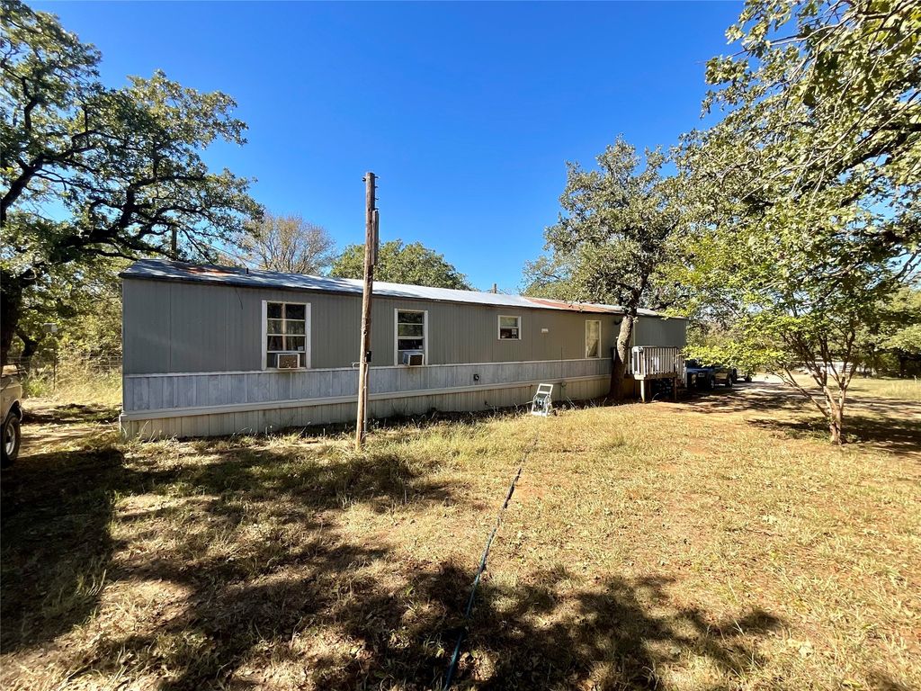 251 Tumbleweed Court, Millsap, TX 76066