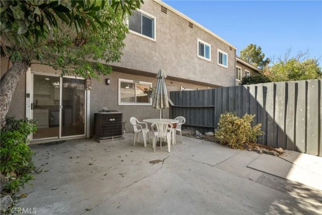 26853 Avenida Terraza, Saugus, CA 91350