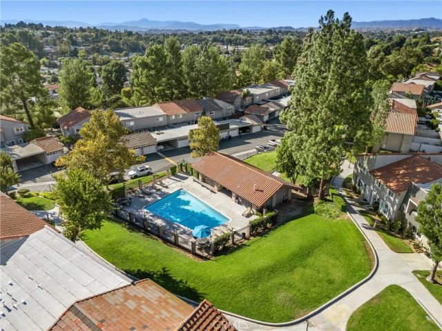 26853 Avenida Terraza, Saugus, CA 91350