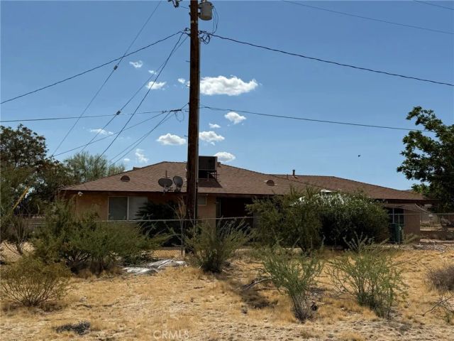 7344 Palm Avenue, Yucca Valley, CA 92284