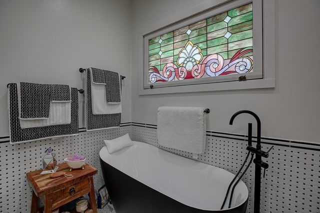 1903 S Austin Ave, Georgetown, TX 78626
