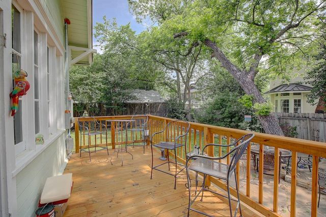1903 S Austin Ave, Georgetown, TX 78626