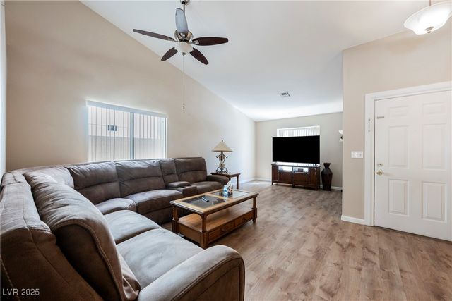 5721 Whale Rock Street, Las Vegas, NV 89149