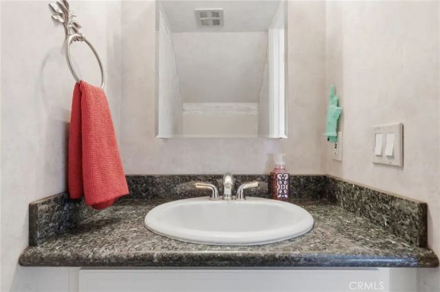 16101 Saint Croix Circle, Huntington Beach, CA 92649