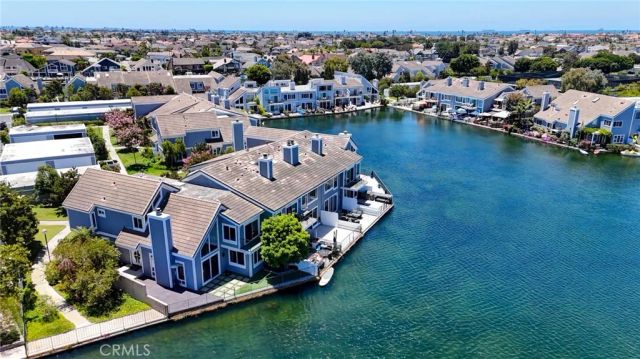 16101 Saint Croix Circle, Huntington Beach, CA 92649