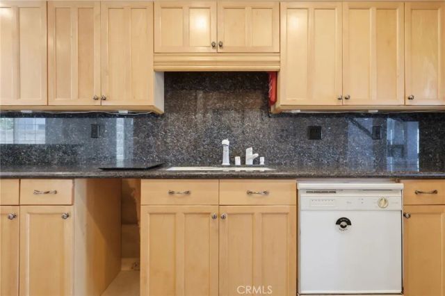 16101 Saint Croix Circle, Huntington Beach, CA 92649