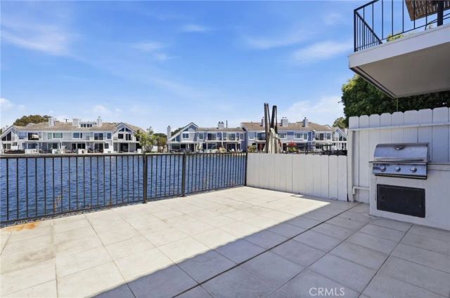 16101 Saint Croix Circle, Huntington Beach, CA 92649