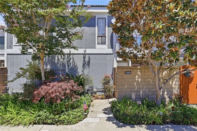 16101 Saint Croix Circle, Huntington Beach, CA 92649