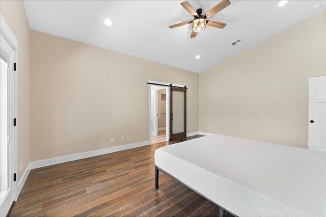 2953 Naples Drive, Grants Pass, OR 97527
