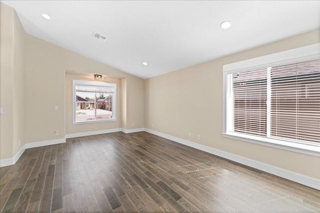 2953 Naples Drive, Grants Pass, OR 97527