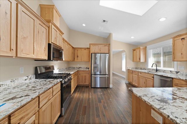 2953 Naples Drive, Grants Pass, OR 97527